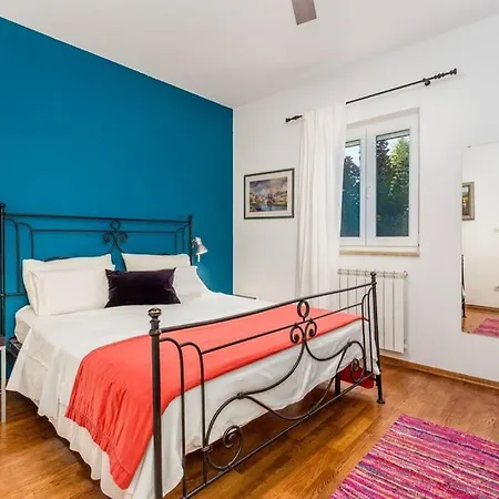 Holiday home Lidija Porec