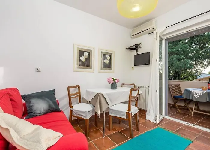 Holiday home Lidija *