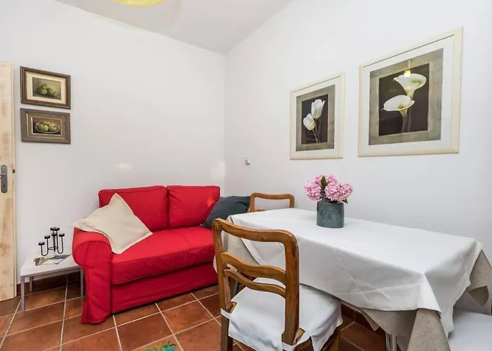 Lidija Holiday home Porec