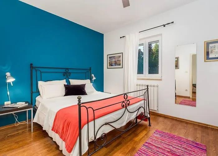 Holiday home Lidija Porec