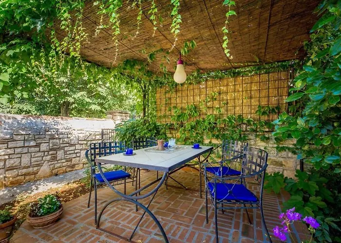 Holiday home Lidija