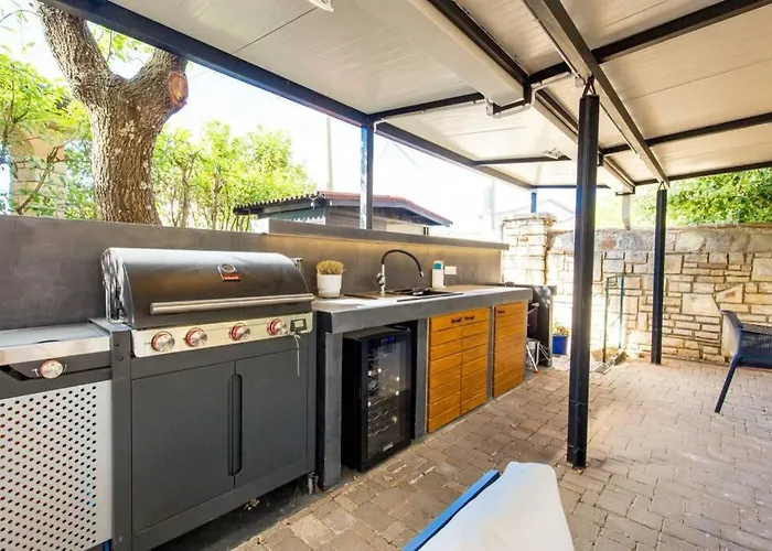 Holiday home Lidija *